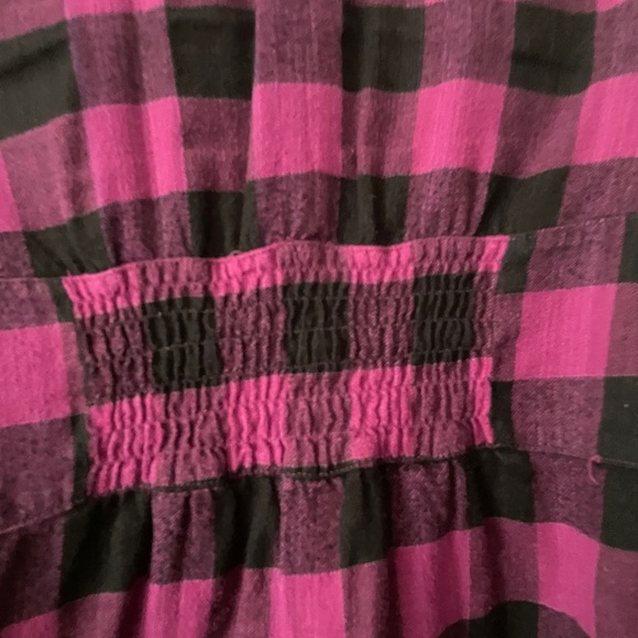 Korean Style Plaid Top - Picture 7 of 7